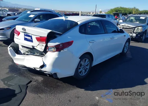 2016 Kia Optima Lx z USA, uszkodzony, nr VIN KNAGT4L37G5095752